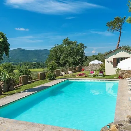 Appartamento Sleeps 4 With Pool Air Con And Wifi