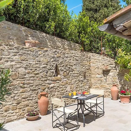 Sleeps 4 With Pool Air Con And Wifi * Sant'Enea