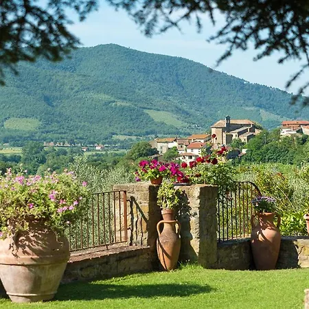 Sleeps 4 With Pool Air Con And Wifi